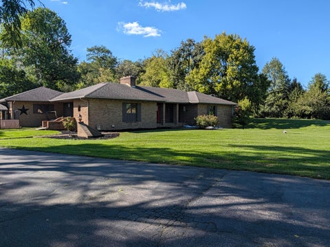 Photo of 15025 Lockbourne Eastern Road, Ashville, OH 43103 (MLS # 226036668)
