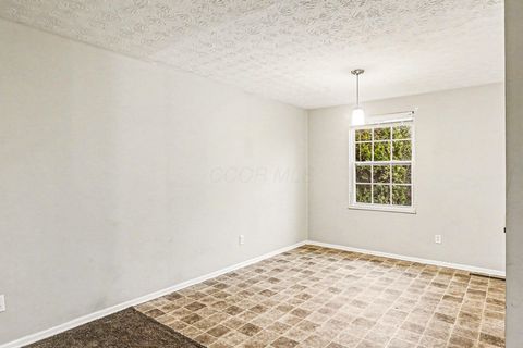 Tiny photo for 5290 Quincy Drive, Columbus, OH 43232 (MLS # 226002358)