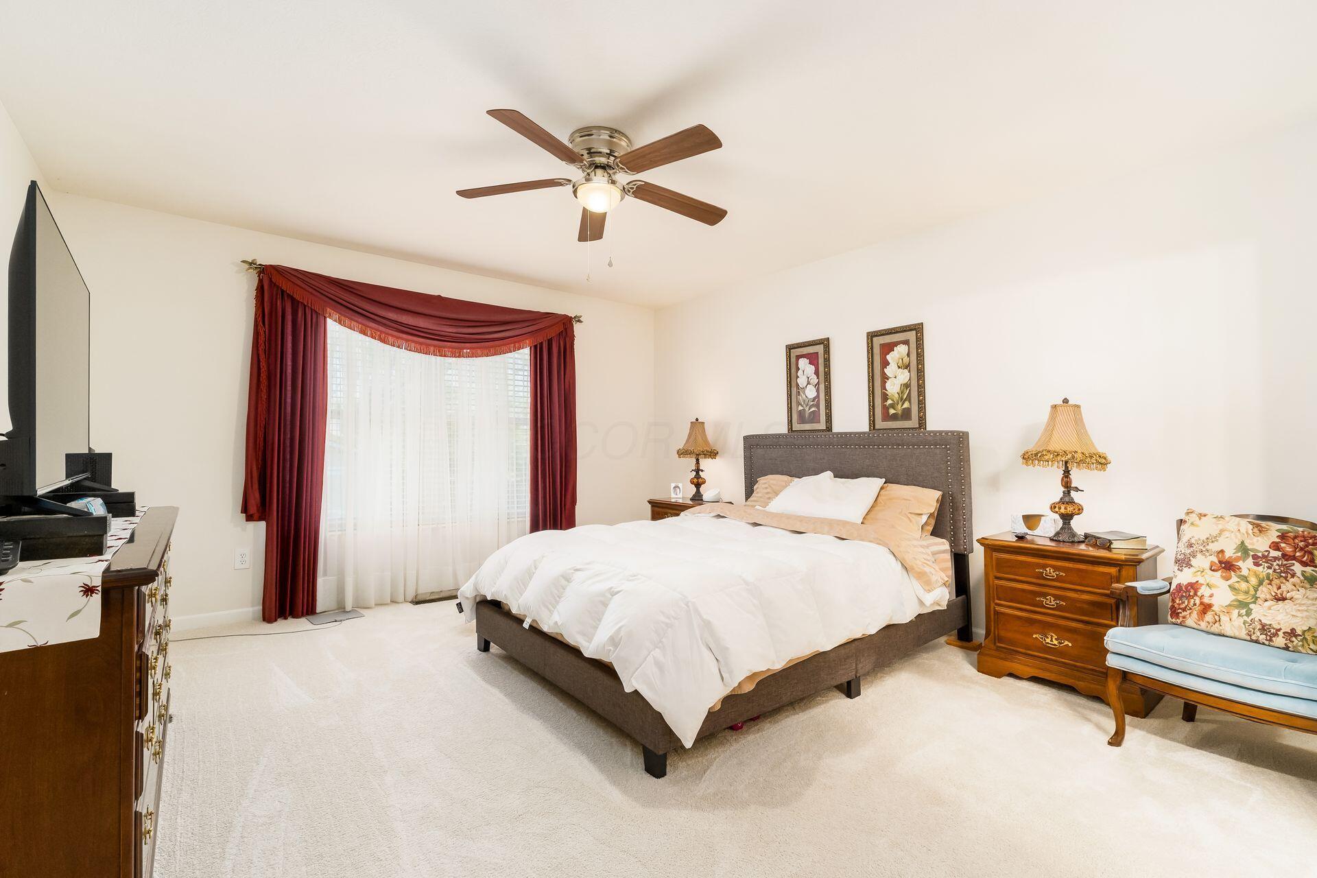 3740 Fountain Cove Lane, Grove City, Ohio image 23