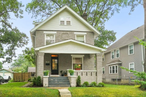 Photo of 255 E Kelso Road, Columbus, OH 43202 (MLS # 226030573)