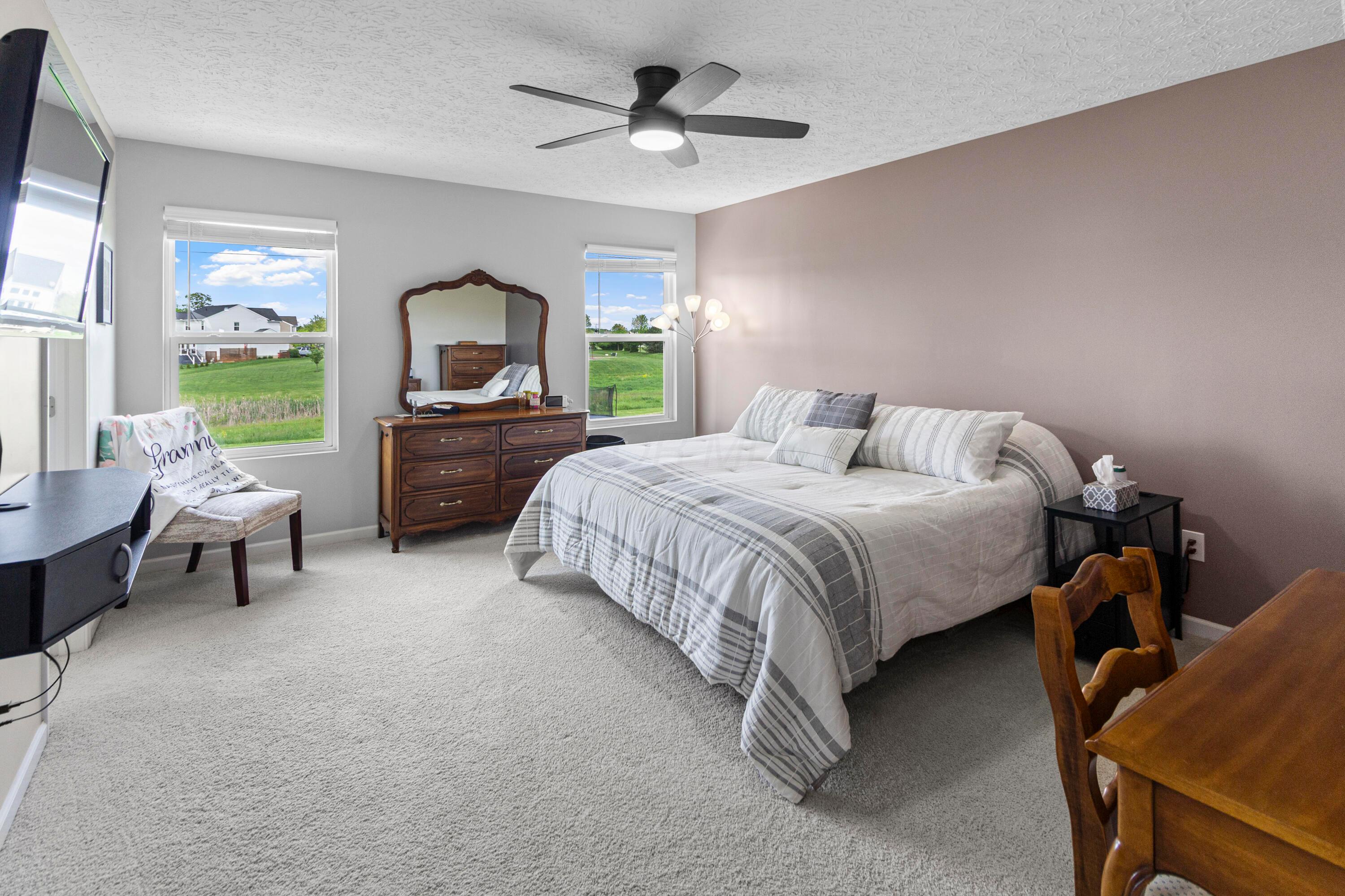 514 Saffron Drive, Sunbury, Ohio image 12