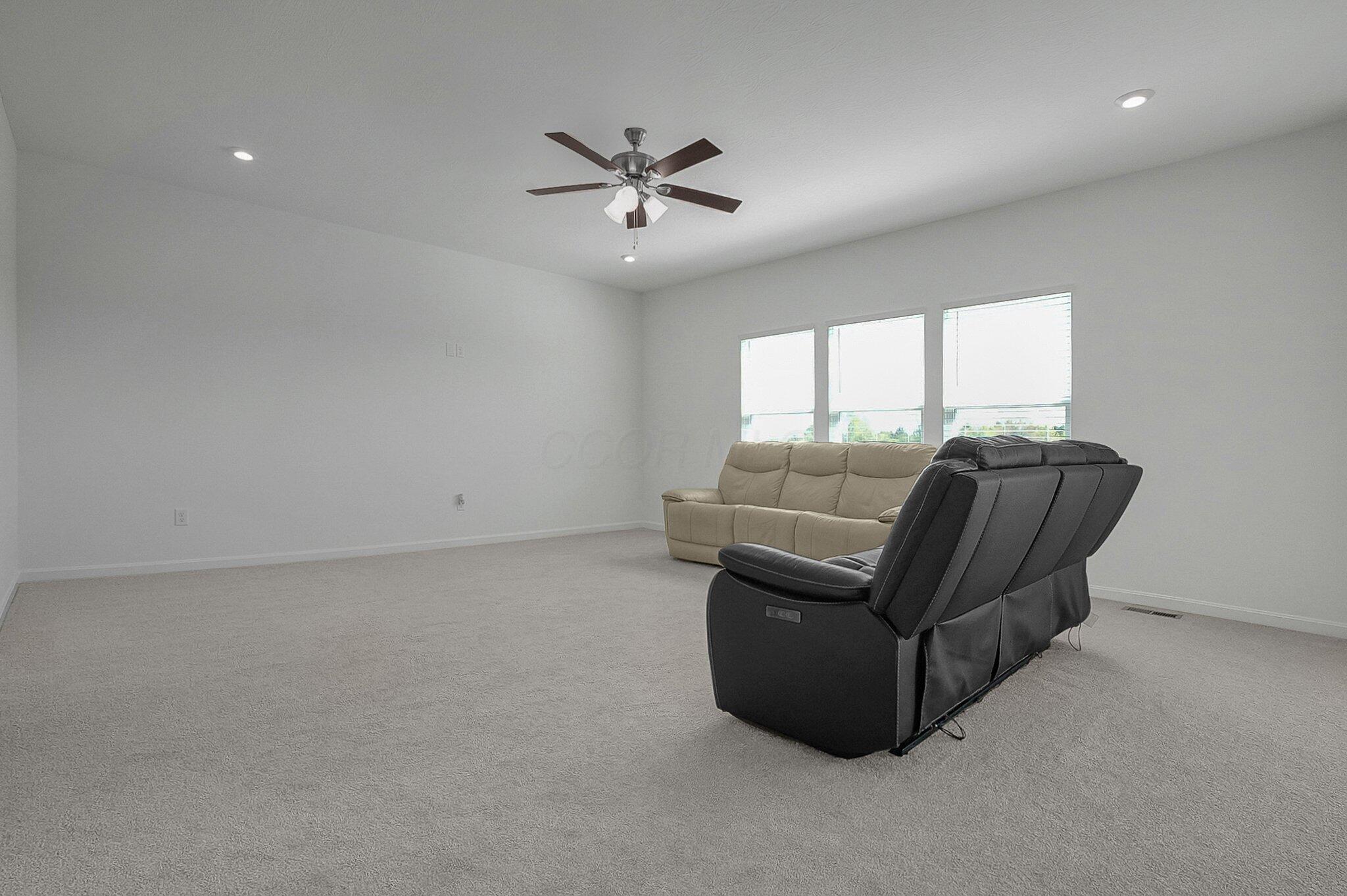 1135 Greenfield Drive, Marysville, Ohio image 14