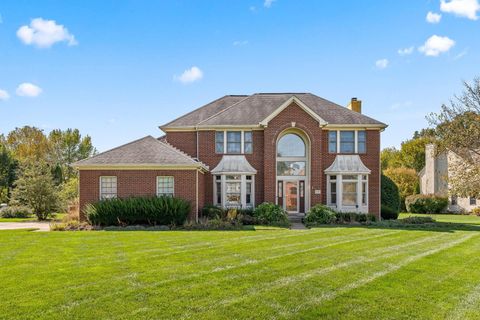 Photo of 1497 Harrison Pond Drive, New Albany, OH 43054 (MLS # 225039758)
