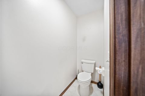 Tiny photo for 1497 Harrison Pond Drive, New Albany, OH 43054 (MLS # 225039758)