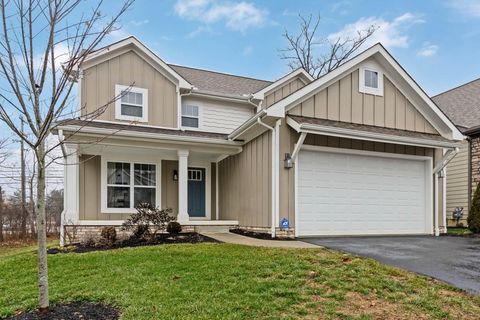 Photo of 875 Pinnacle Pointe Place 32 #32, Gahanna, OH 43230 (MLS # 226000488)