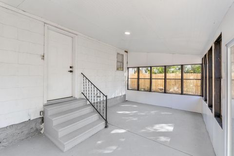 Tiny photo for 75 N Terrace Avenue, Columbus, OH 43204 (MLS # 225039672)