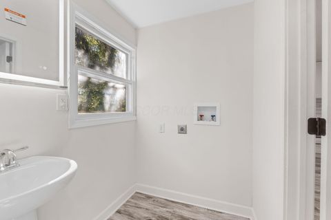 Tiny photo for 75 N Terrace Avenue, Columbus, OH 43204 (MLS # 225039672)