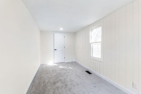 Tiny photo for 75 N Terrace Avenue, Columbus, OH 43204 (MLS # 225039672)