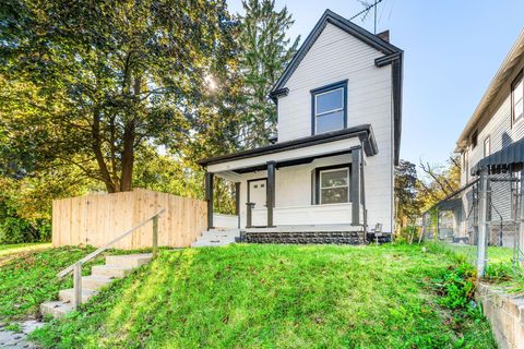 Tiny photo for 75 N Terrace Avenue, Columbus, OH 43204 (MLS # 225039672)