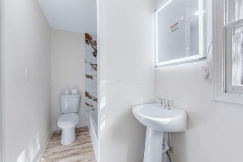 Tiny photo for 75 N Terrace Avenue, Columbus, OH 43204 (MLS # 225039672)