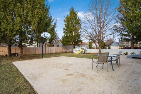 Tiny photo for 1212 Tillicum Drive, Worthington, OH 43085 (MLS # 225044609)