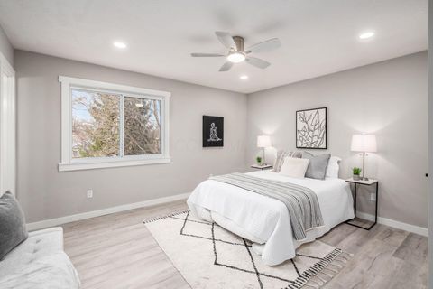 Tiny photo for 1212 Tillicum Drive, Worthington, OH 43085 (MLS # 225044609)