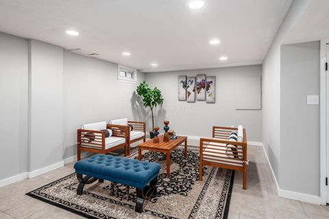 Tiny photo for 1212 Tillicum Drive, Worthington, OH 43085 (MLS # 225044609)