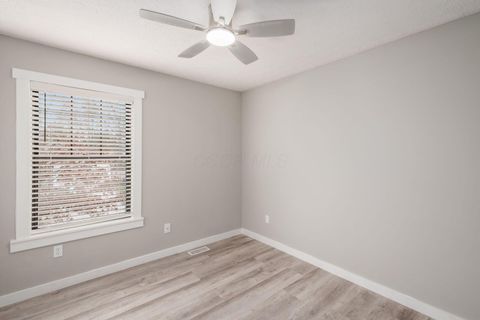 Tiny photo for 1212 Tillicum Drive, Worthington, OH 43085 (MLS # 225044609)