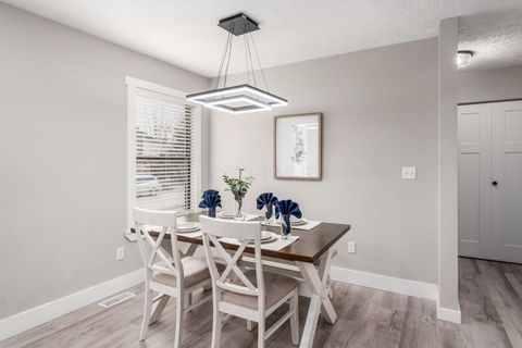 Tiny photo for 1212 Tillicum Drive, Worthington, OH 43085 (MLS # 225044609)