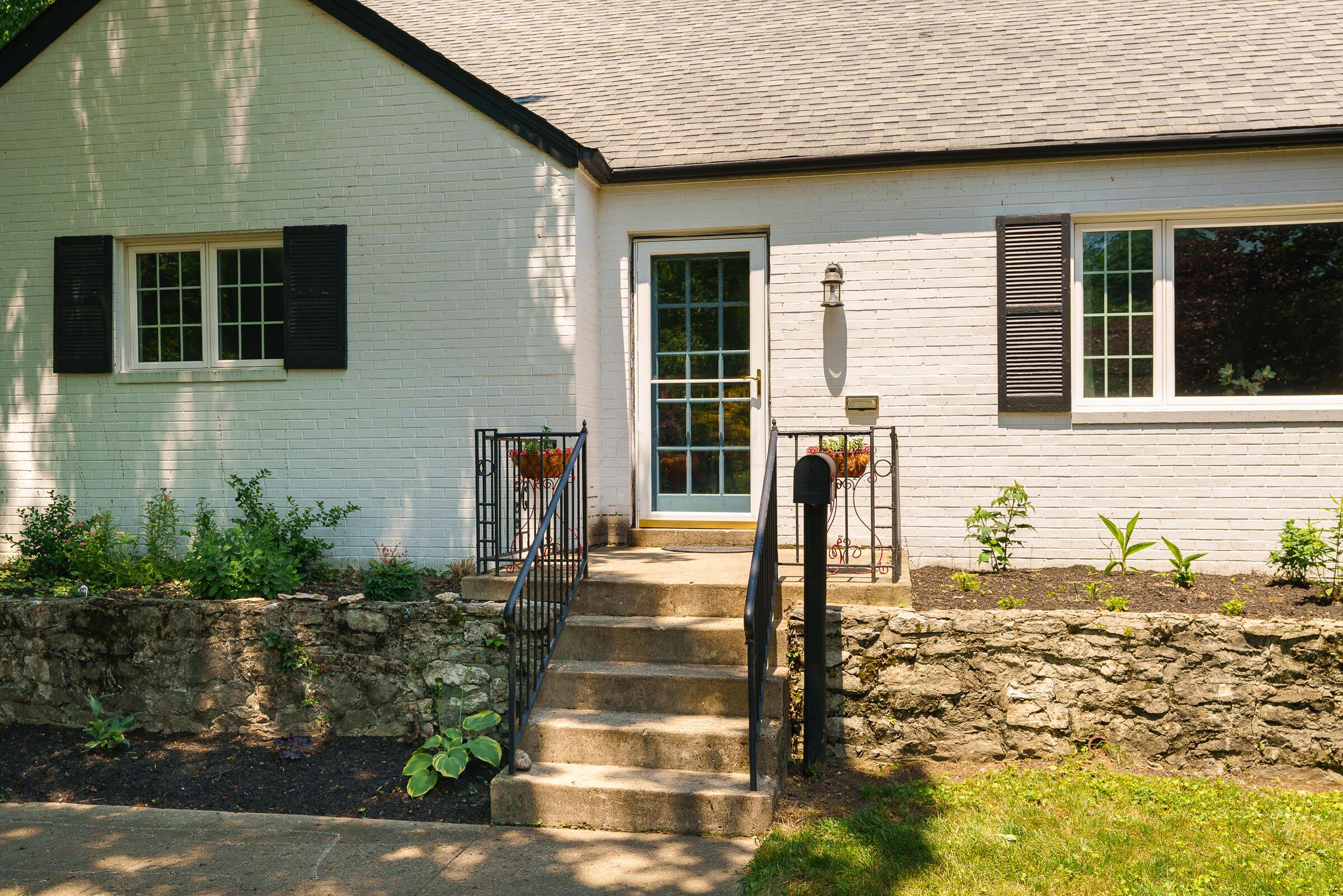 1660 Ridgeway Place, Columbus, Ohio image 3