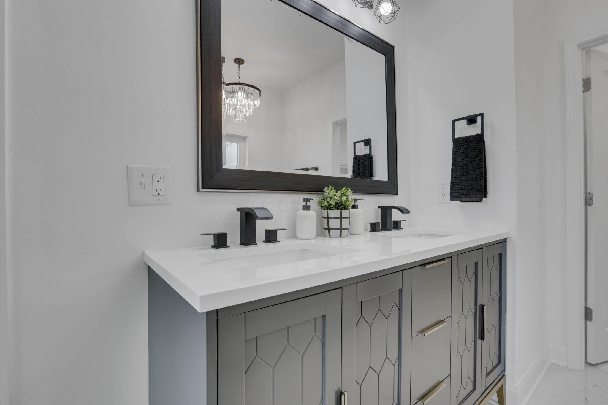 3707 Kassidy Drive, Grove City, Ohio image 37