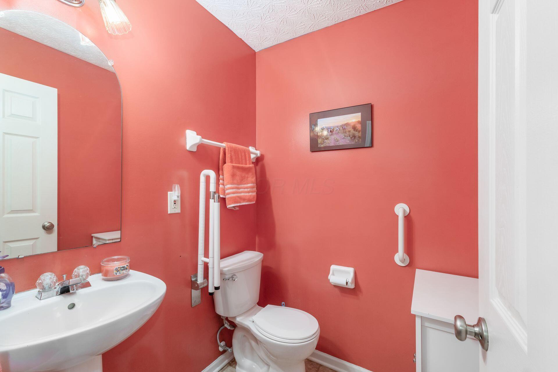 925 Lockmead Court, Pataskala, Ohio image 19