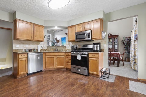 Tiny photo for 415 Hillcrest Drive, Circleville, OH 43113 (MLS # 226039338)