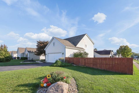 Tiny photo for 415 Hillcrest Drive, Circleville, OH 43113 (MLS # 226039338)