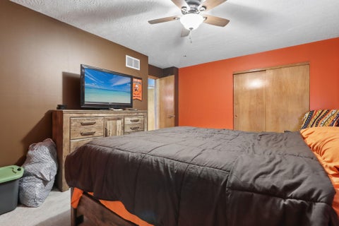 Tiny photo for 415 Hillcrest Drive, Circleville, OH 43113 (MLS # 226039338)