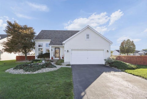 Tiny photo for 415 Hillcrest Drive, Circleville, OH 43113 (MLS # 226039338)