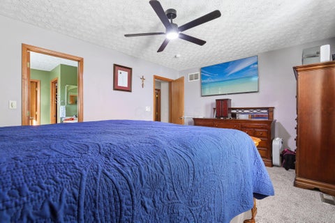 Tiny photo for 415 Hillcrest Drive, Circleville, OH 43113 (MLS # 226039338)