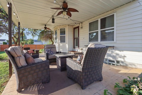 Tiny photo for 415 Hillcrest Drive, Circleville, OH 43113 (MLS # 226039338)