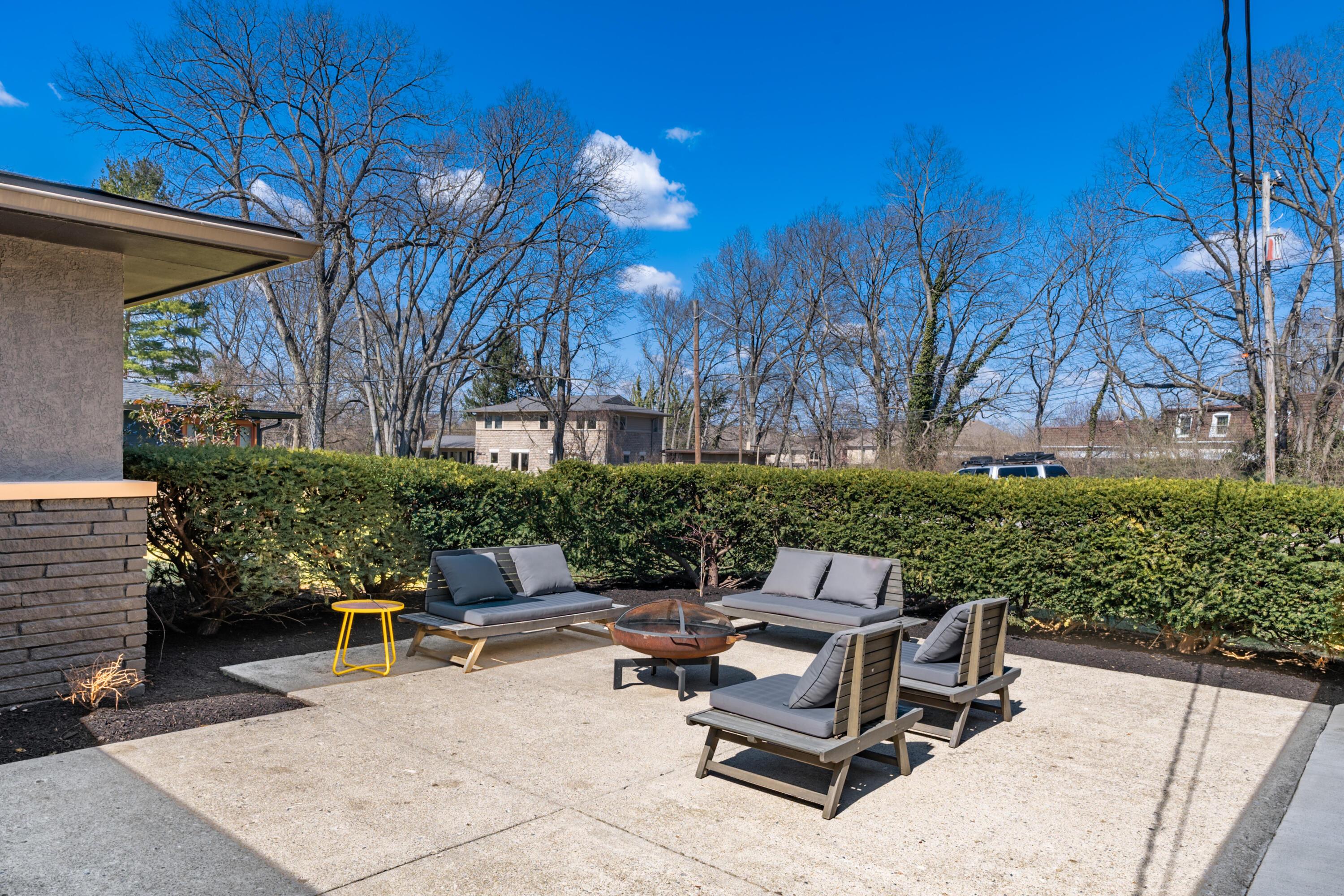 2849 Canterbury Lane, Columbus, Ohio image 7