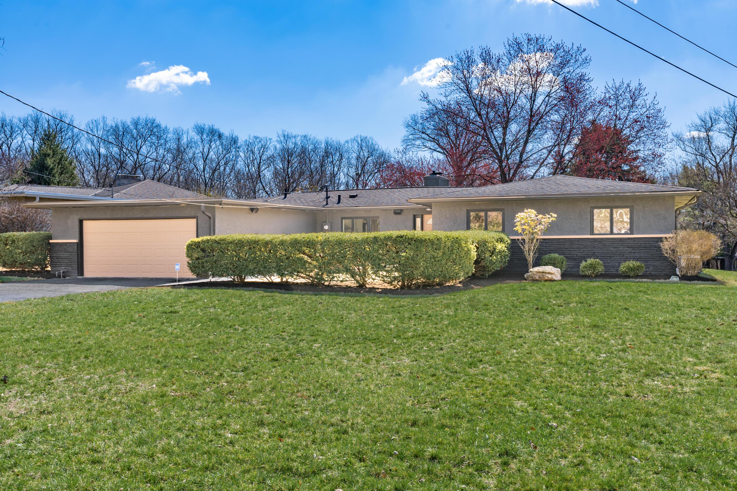 2849 Canterbury Lane, Columbus, Ohio image 3