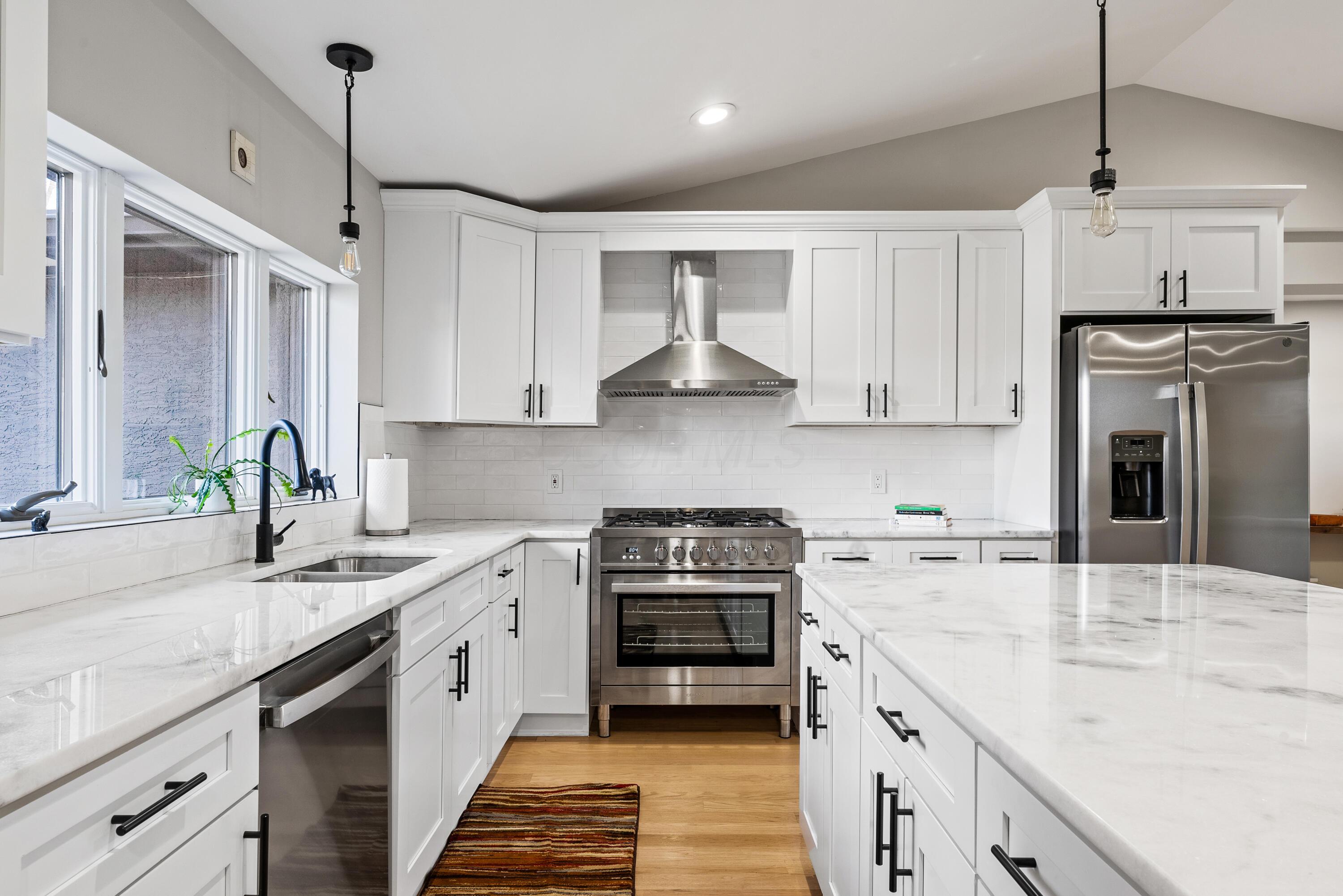 2849 Canterbury Lane, Columbus, Ohio image 19