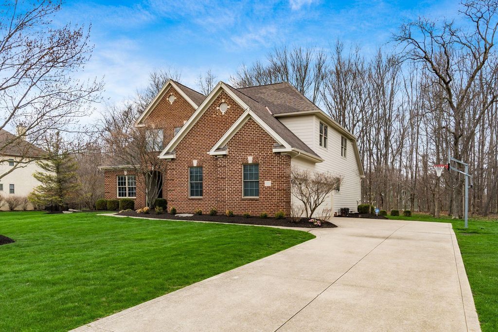 Photo of 5681 Streamside Drive, Galena, OH 43021 (MLS # 226009579)