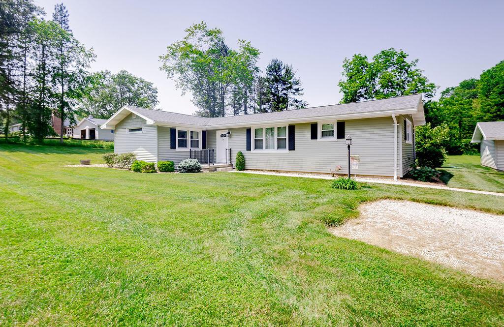 1598 W Hanley Road, Lexington, Ohio image 2