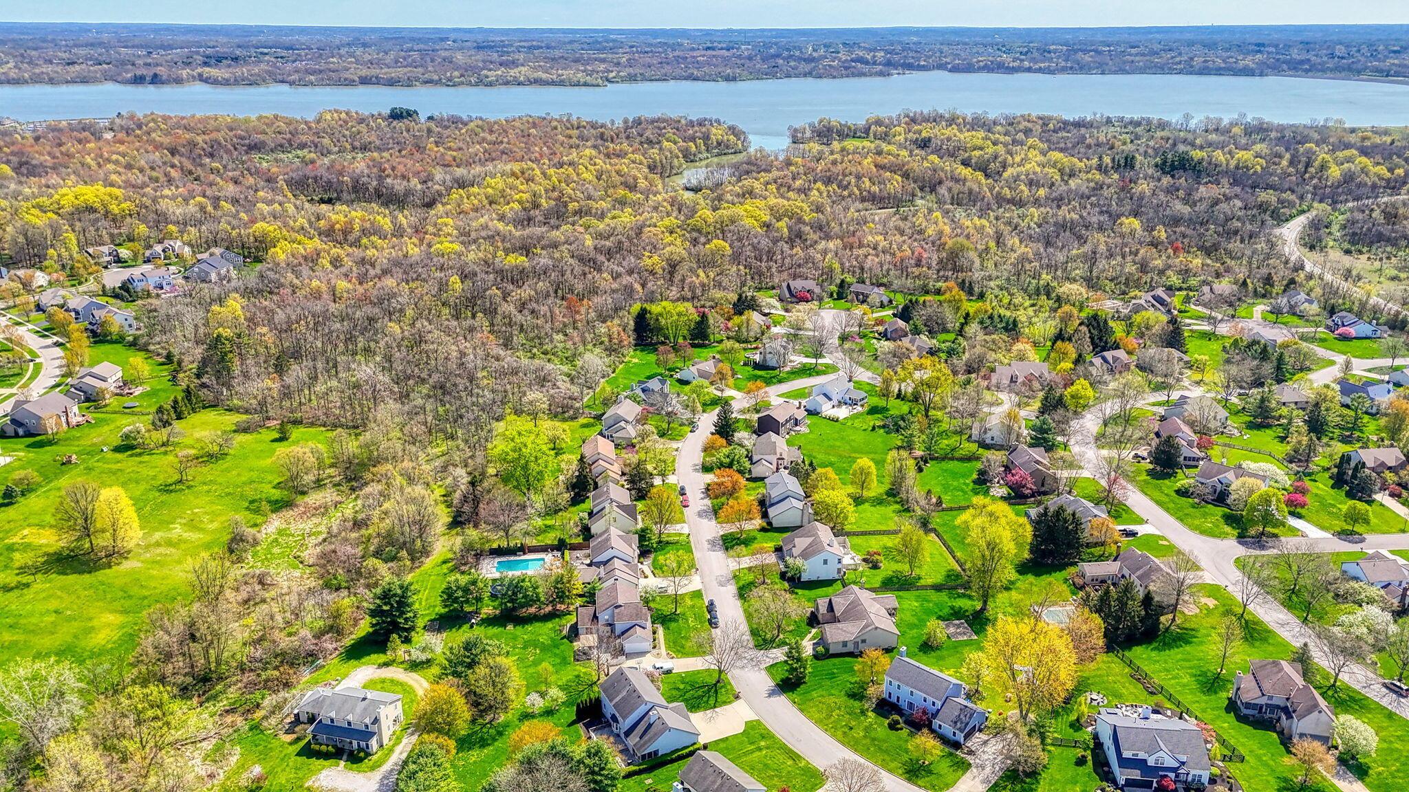 2885 Brookhaven Drive, Lewis Center, Ohio image 18