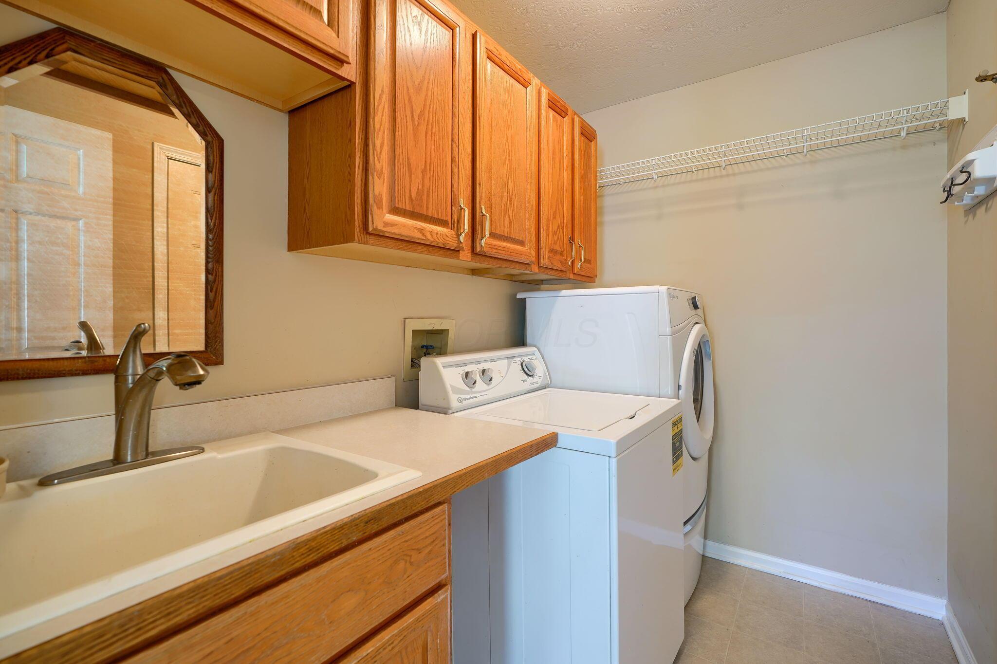 2885 Brookhaven Drive, Lewis Center, Ohio image 37