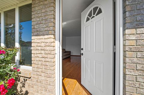 Tiny photo for 473 Samantha Circle, London, OH 43140 (MLS # 225037262)
