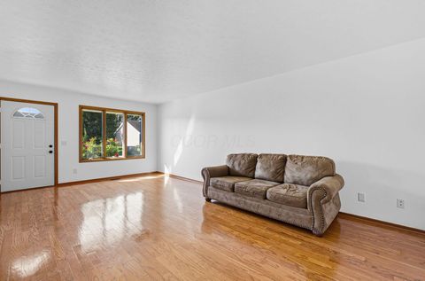 Tiny photo for 473 Samantha Circle, London, OH 43140 (MLS # 225037262)