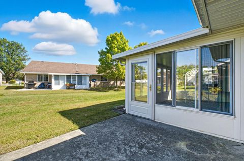 Tiny photo for 473 Samantha Circle, London, OH 43140 (MLS # 225037262)