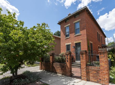 Photo of 969 Hunter Avenue, Columbus, OH 43201 (MLS # 225032675)
