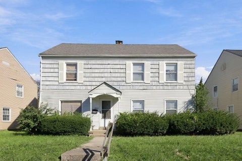 Photo of 2904-2908 Bellwood Avenue, Columbus, OH 43209 (MLS # 226040031)