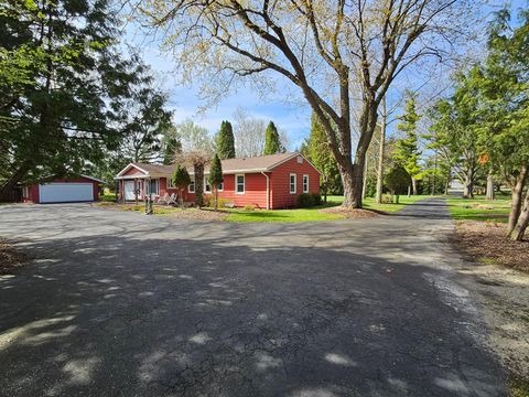 Homes For Sale - 1115 E Wyandot Avenue<br/> Upper Sandusky, OH 43351