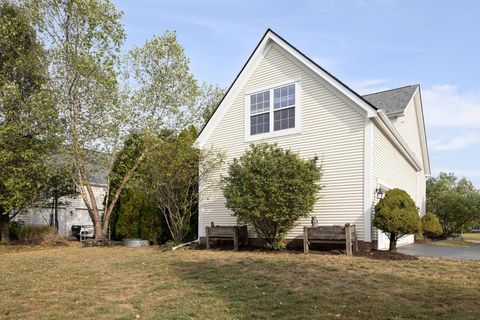 Tiny photo for 8951 Grate Park Square, New Albany, OH 43054 (MLS # 225038014)