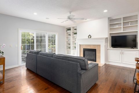 Tiny photo for 8951 Grate Park Square, New Albany, OH 43054 (MLS # 225038014)