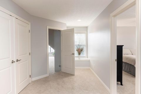Tiny photo for 8951 Grate Park Square, New Albany, OH 43054 (MLS # 225038014)