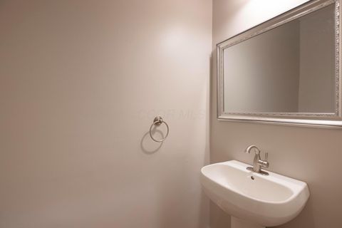 Tiny photo for 8951 Grate Park Square, New Albany, OH 43054 (MLS # 225038014)