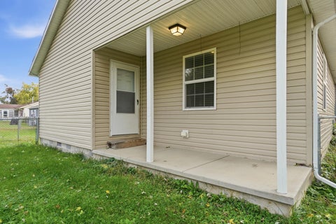Tiny photo for 123 S 31st Street, Newark, OH 43055 (MLS # 226039561)