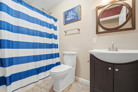 Tiny photo for 123 S 31st Street, Newark, OH 43055 (MLS # 226039561)
