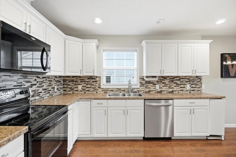 Tiny photo for 123 S 31st Street, Newark, OH 43055 (MLS # 226039561)