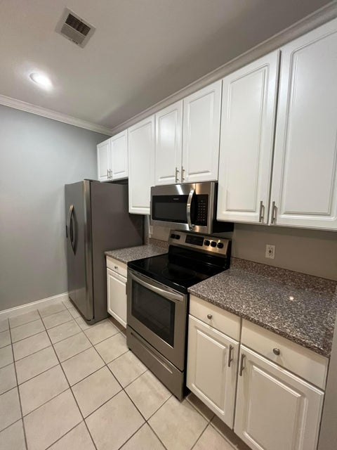 Photo of 2245 Riverside Drive 311 #311, Columbus, OH 43221 (MLS # 226039241)