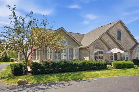 Photo of 1283 Cascade Drive 14 #14, Grove City, OH 43123 (MLS # 226032817)
